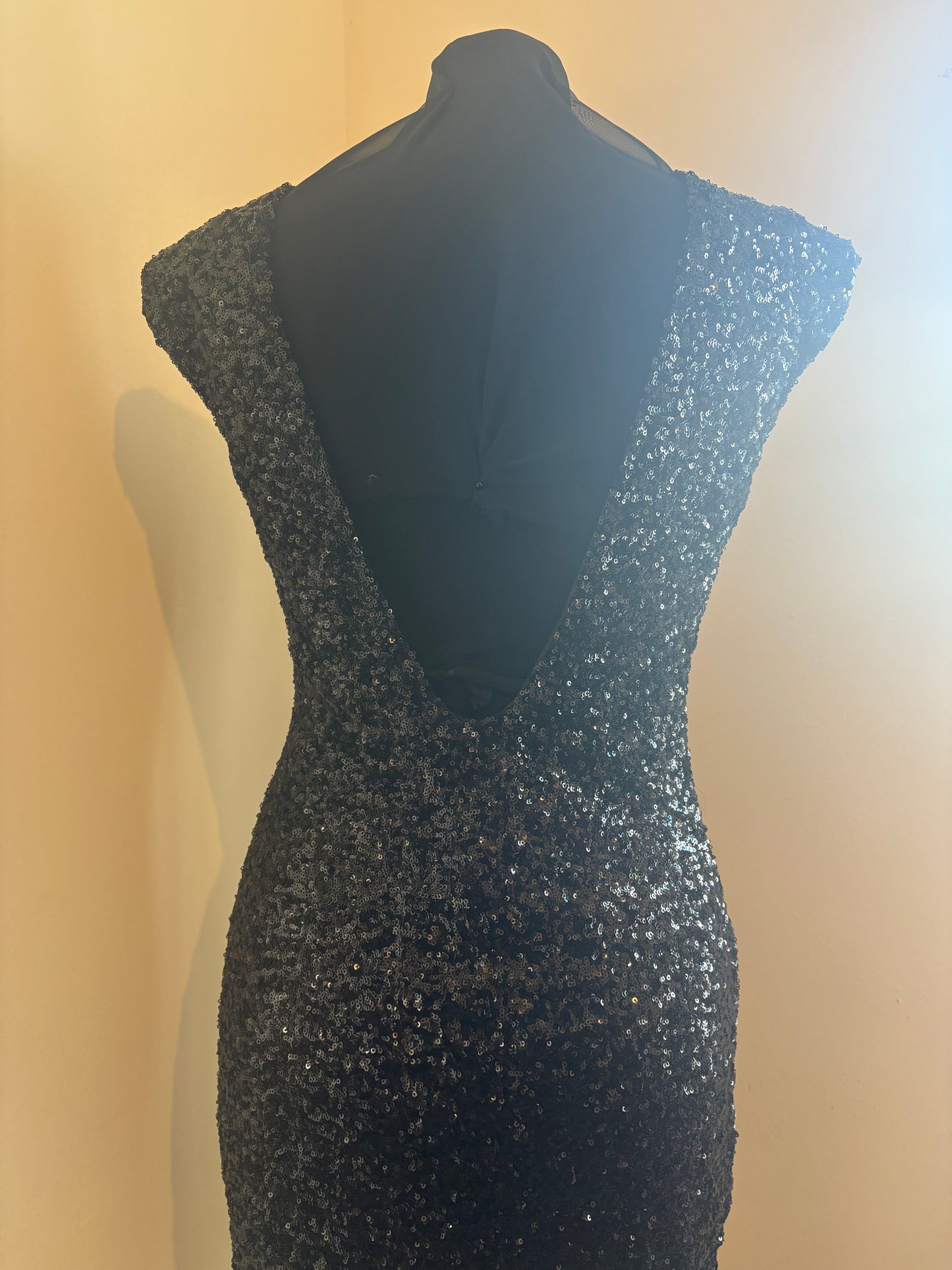 Soky & Soka Black Sequin Sleeveless Cocktail Dress – Preloved