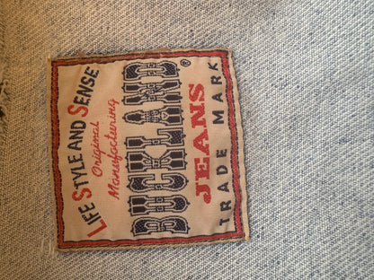 Vintage Style Cropped Denim Jacket